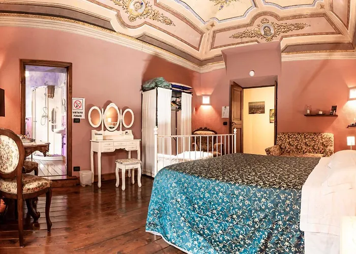 Couette-café Il Glicine Molare 3*
